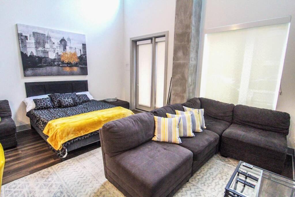 The Beltline Escape 10 Star Location Queen Bed Pkg アトランタ エクステリア 写真